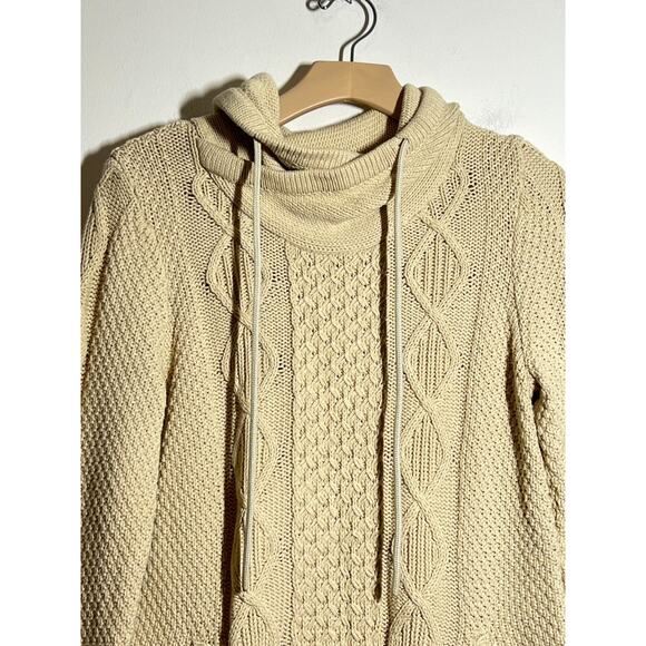LL Bean Signature Cream Cotton Funnelneck Pullover Cable Fisherman Sweater M - Picture 2 of 8